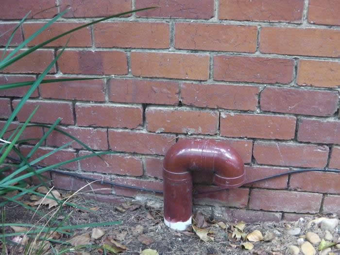 Professional leak detection equipment can detect water leaks behind walls.